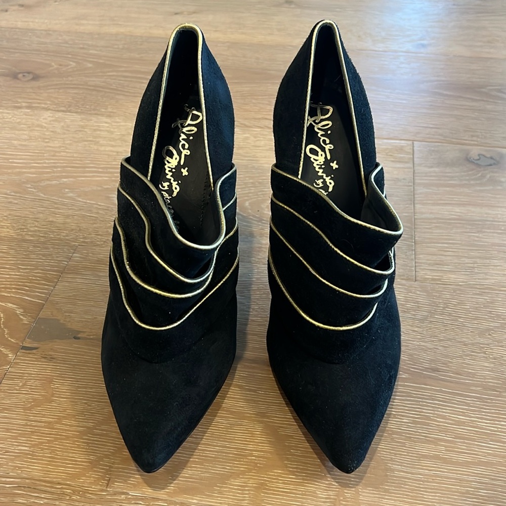 Alice & Olivia Balck Suede Gold Detail Stiletto Booties Brand New Size 39.5